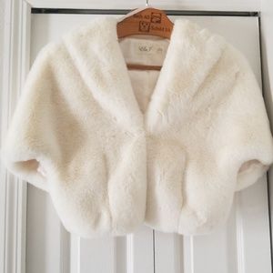 Faux fur capulet